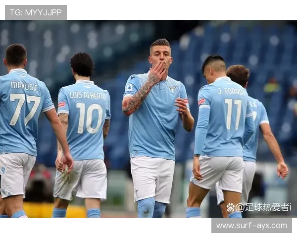 三十多岁足球球星风采依旧 展现成熟魅力与场上领导力