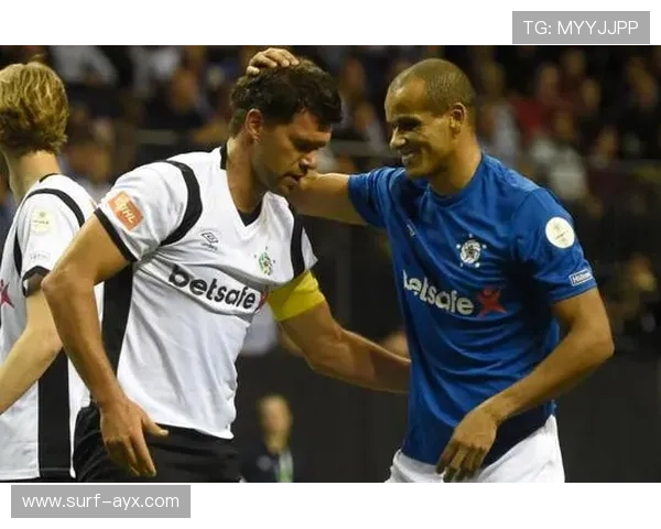 《足球巨星震撼登场 赛事动画片带你领略激情与荣耀的完美融合》