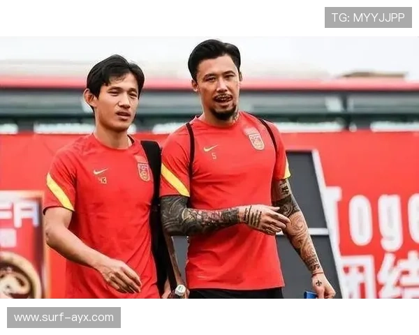 足球中卫球星崛起 揭示他们如何成为球队防线的无可替代核心